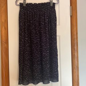 LOFT Small Petite Pleated polka dot skirt